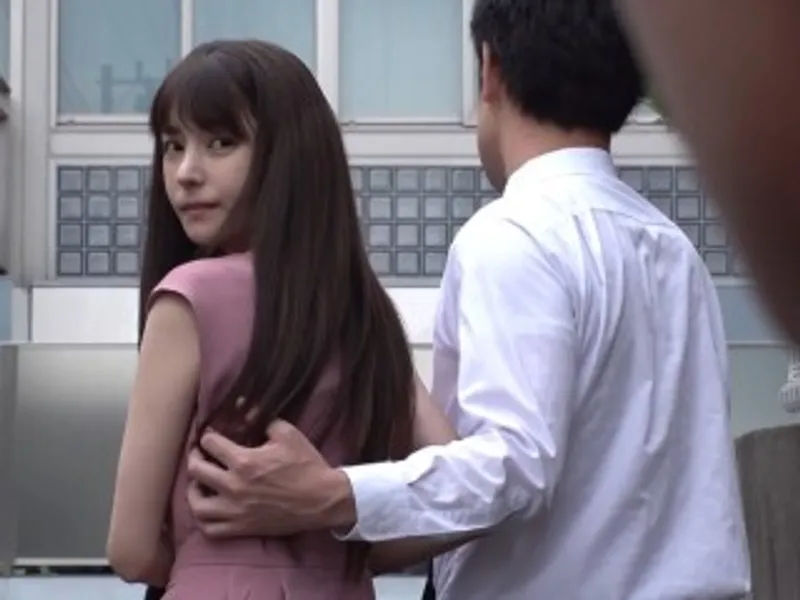 Siêu phẩm bướm mịn màng hồng hào mới cởi ra đã chảy nước của em sinh viên năm nhất